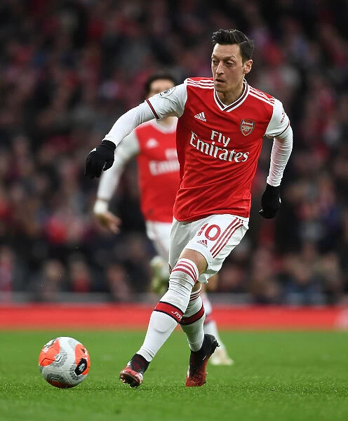 Mesut Ozil in Action: Arsenal vs. Everton, Premier League 2019-2020