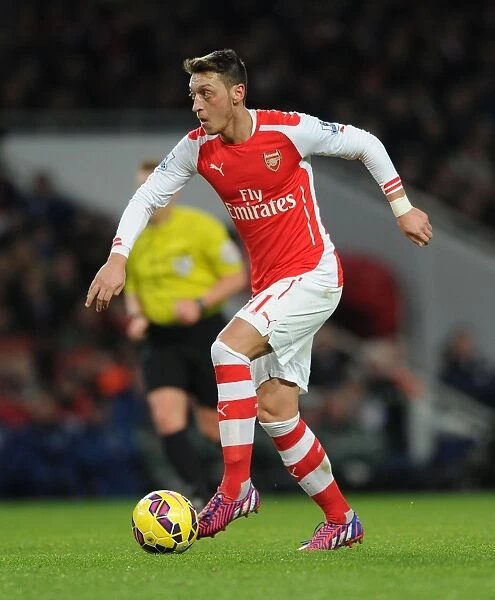 Mesut Ozil in Action: Arsenal vs Leicester City, Premier League 2014-15