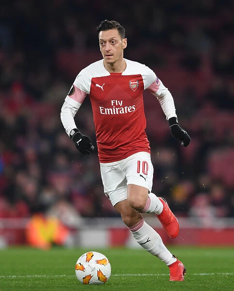 Mesut Ozil in Action: Arsenal vs Qarabag, UEFA Europa League 2018-19
