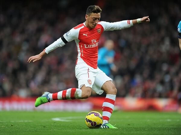 Mesut Ozil in Action: Arsenal vs. Stoke City (Premier League 2014-15)