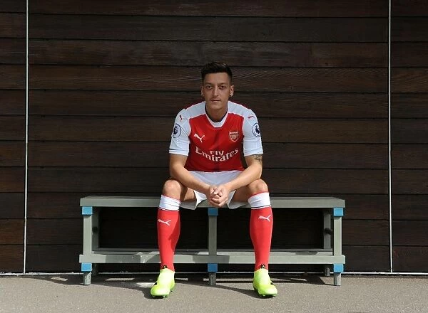 Mesut Ozil at Arsenal First Team Training 2016-17