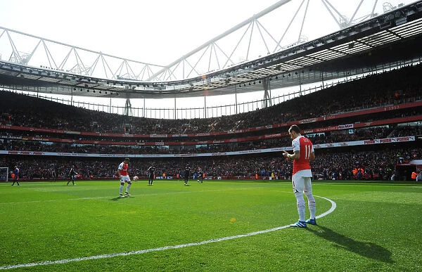 Mesut Ozil - Arsenal Football Club: Focus and Determination Before Arsenal vs. Watford, Premier League 2015-16