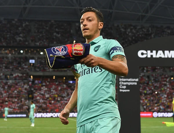 Mesut Ozil: Arsenal Star Prepares for Arsenal vs. Paris Saint-Germain in 2018 International Champions Cup, Singapore