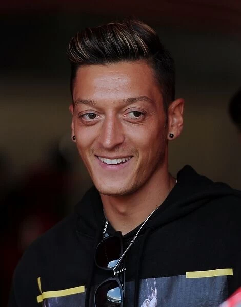 Mesut Ozil: Arsenal's Star Player Gears Up for Arsenal vs. Liverpool (2016-17) Premier League Clash