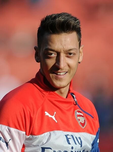 Mesut Ozil: Arsenal's Star Player Prepares for Arsenal vs Stoke City, Premier League 2014-15
