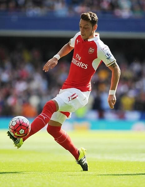 Mesut Ozil: Premier League Clash Against Chelsea, 2015-16