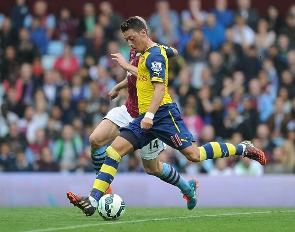 Mesut Ozil Scores First Arsenal Goal: Aston Villa vs. Arsenal, Premier League 2014-15 (September 20, 2014)