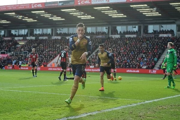 Mesut Ozil Scores First Arsenal Goal: Bournemouth vs. Arsenal, Premier League 2015-16