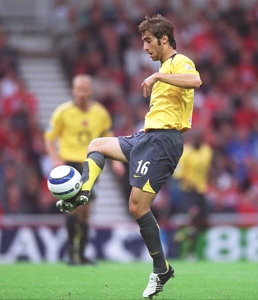 Middlesbrough vs. Arsenal: 2005-06 Football Showdown
