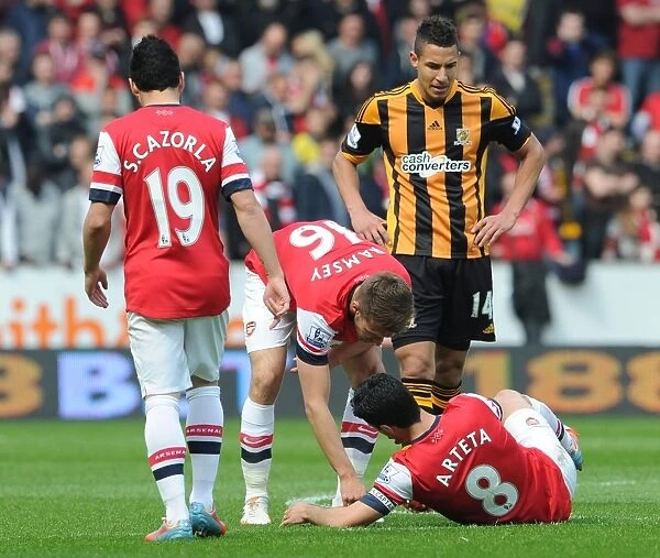 Mikel Arteta and Aaron Ramsey: Unusual Teamwork - Tooth Search on the Field (Hull City vs Arsenal, 2014)