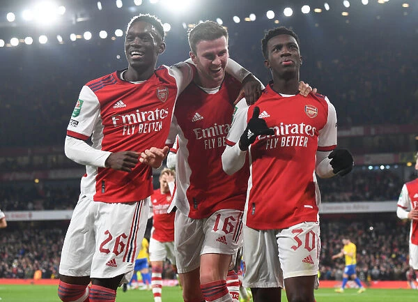 Nketiah Scores the First Goal: Arsenal Advances to Carabao Cup Semifinals Against Sunderland