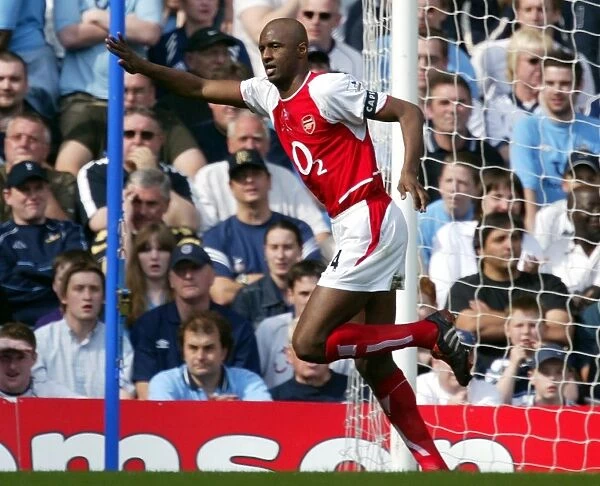 Patrick Vieira's Epic Goal: Arsenal's Triumph Over Tottenham, FA Premiership, 2004