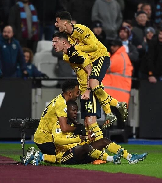 Pepe and Aubameyang Celebrate Arsenal's Winning Goals Against West Ham United (2019-20)