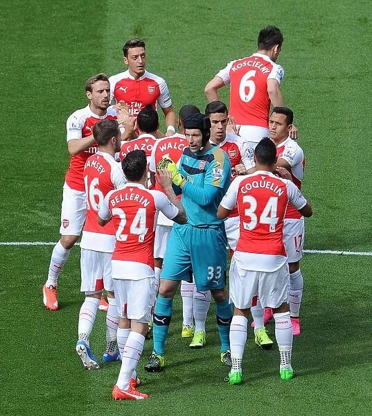 Petr Cech Motivates Arsenal Team Before Arsenal v Stoke City, Premier League 2015-16