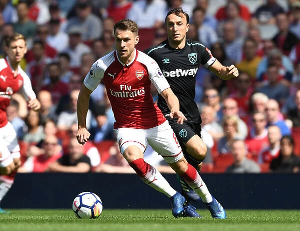 Ramsey Outmaneuvers Noble: Intense Moment from Arsenal vs. West Ham United, Premier League 2017-18