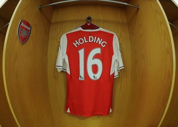 Rob Holding Prepares for Arsenal vs Manchester United Clash (2016-17)