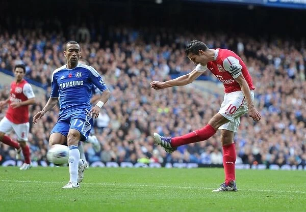Robin van Persie Stuns Chelsea: His Hat-Trick Leads Arsenal to Victory (Chelsea v Arsenal 2011-12)