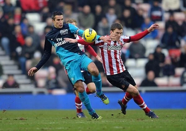 Robin van Persie's Brace: Arsenal Overpower Sunderland 2-1 in Premier League