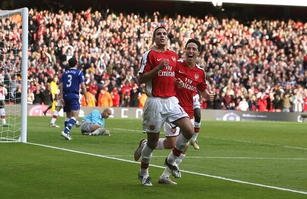 Robin van Persie's Double: Arsenal's Triumphant 3-1 Victory Over Everton, 2008
