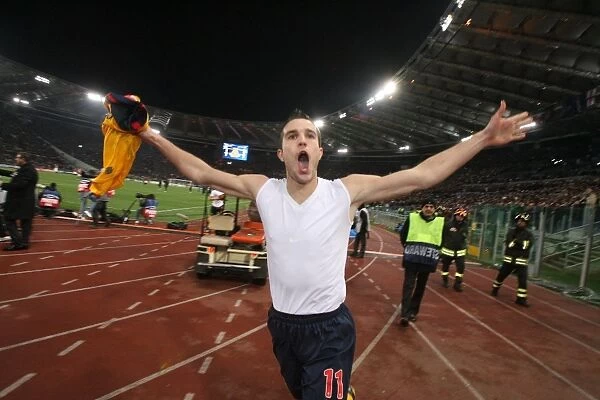 Robin van Persie's Euphoric Moment: Arsenal's Thrilling Champions League Victory over AS Roma (2009)