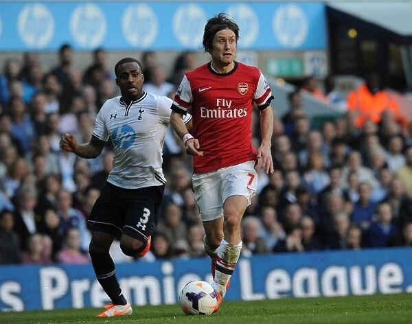 Rosicky Outruns Rose: Intense Moment from the Battle of North London (Tottenham Hotspur vs Arsenal, 2013-14)