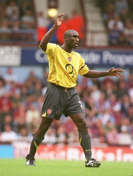 Sol Campbell in Action: Arsenal vs. West Ham United, 0-0 Stalemate, Upton Park, 2005