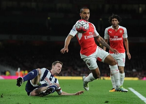 Theo Walcott vs Jonny Evans: A Battle of Determination in Arsenal vs West Bromwich Albion (2015-16)