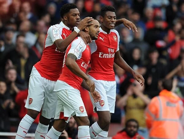 Theo Walcott's Emirates Cup Goal Celebration with Akpom and Reine-Adelaide