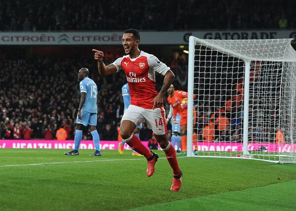 Theo Walcott's Goal: Arsenal vs. Stoke City, Premier League 2016-17