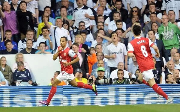 Theo Walcott's Thrilling Equalizer: Arsenal vs. Tottenham Hotspur, 20 / 4 / 11