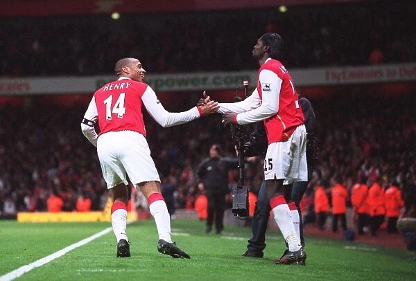 Thierry Henry and Emmanuel Adebayor: Unforgettable Moment as Arsenal Takes a 2-1 Lead Over Manchester United