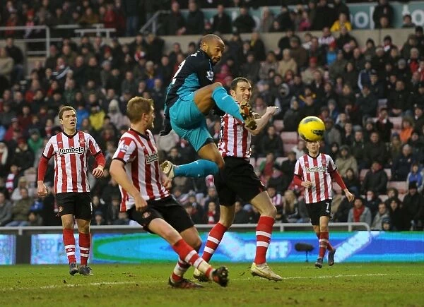 Thierry Henry Scores the Decisive Goal: Arsenal's 2-1 Victory over Sunderland in the Premier League