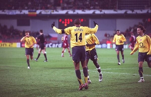Thierry Henry: Shattering the Record - Arsenal's All-Time Leading Goalscorer vs. Sparta Prague (UEFA Champions League, 2005): 186 Goals and Counting