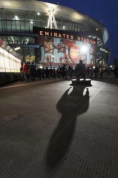 Thierry Henry Statue at Emirates Stadium: Arsenal vs Southampton, League Cup 2014 / 15