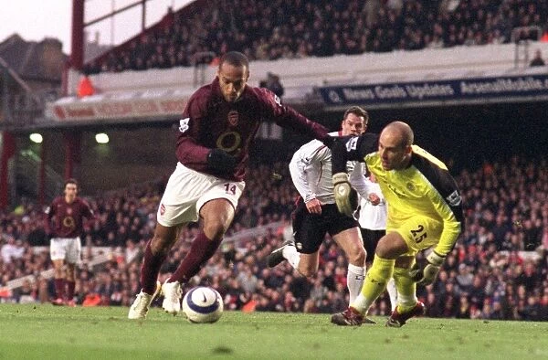 Thierry Henry's Game-Winning Goal: Arsenal 2-1 Liverpool (2006, FA Premiership, Highbury, London)