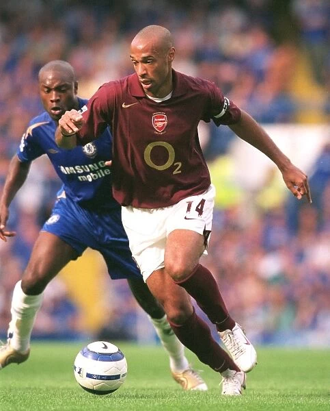 Thierry Henry's Glory: Arsenal's 1-0 Victory Over Chelsea at Stamford Bridge, 2005