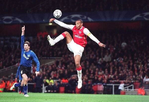 Thierry Henry's Unforgettable Night: Arsenal's Triumph over Hamburg in the Champions League (Group G), Emirates Stadium, London, 21st November 2006