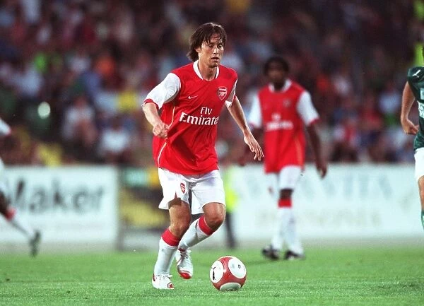 Thomas Rosicky in Action: Arsenal's Victory Over SV Mattersburg in Pre-Season Friendly, 2006