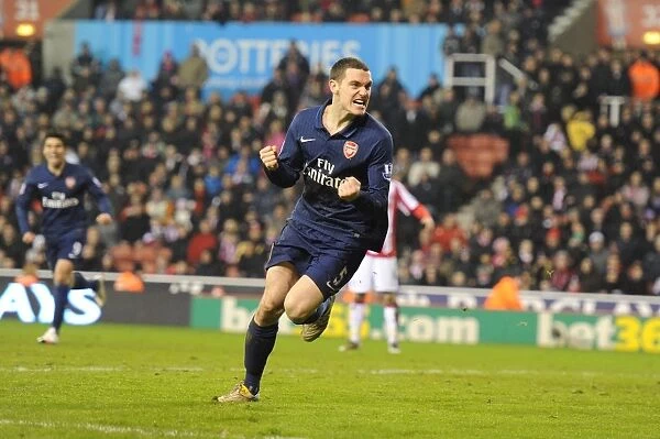 Thomas Vermaelen's Goal: Arsenal's 3rd against Stoke City in the Premier League, 2010