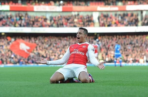 Thrilling Goal: Alexis Sanchez Scores for Arsenal Against AFC Bournemouth, Premier League 2016 / 17