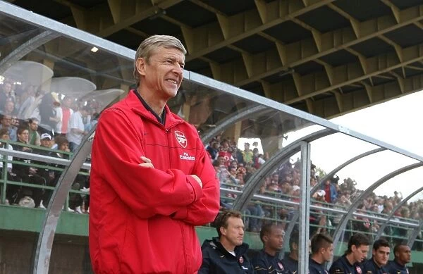 Wenger Leads Arsenal in Action: 1-1 Szombathely Showdown, 2008