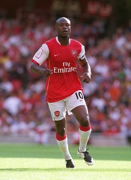 William Gallas Leads Arsenal to 2:1 Victory over Paris Saint-Germain in Emirates Cup Opener