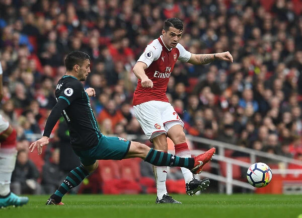 Xhaka vs. Tadic: Intense Battle in Arsenal vs. Southampton Premier League Clash
