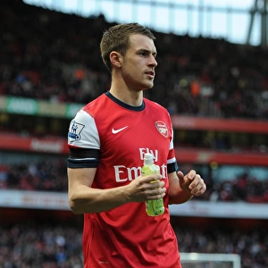 Aarom Ramsey (Arsenal) lucazade. Arsenal 0: 0 Everton. Barclays Premier League. Emirates Stadium