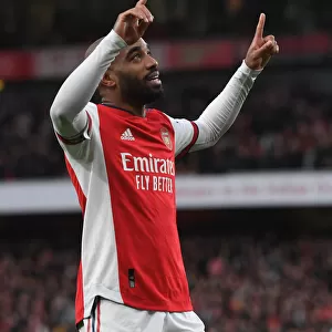 Alexis Lacazette Scores His Second: Arsenal's Victory Over Leicester City in the Premier League 2021-22