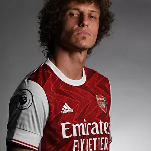 Arsenal 2020-21: David Luiz at First Team Photocall