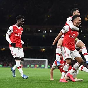 Arsenal Celebrate Aubameyang's Goal Against Olympiacos in Europa League