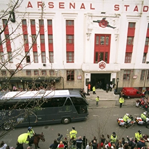 The Arsenal coach arrive outside the East Stand. Arsenal v West Bromwich Albion