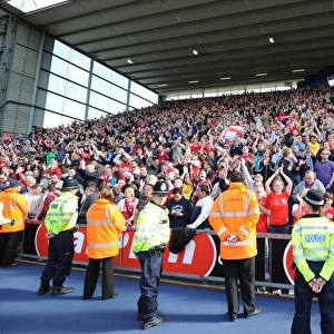 Arsenal Fans Passion: West Bromwich Albion vs. Arsenal, Premier League 2011-2012