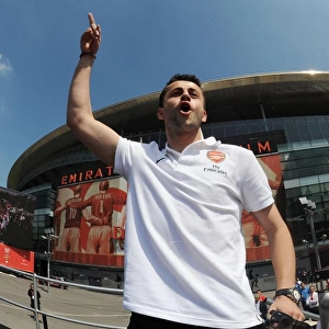 Arsenal FC: Celebrating FA Cup Victory - Lukasz Fabianski's Triumphant Parade (2014)